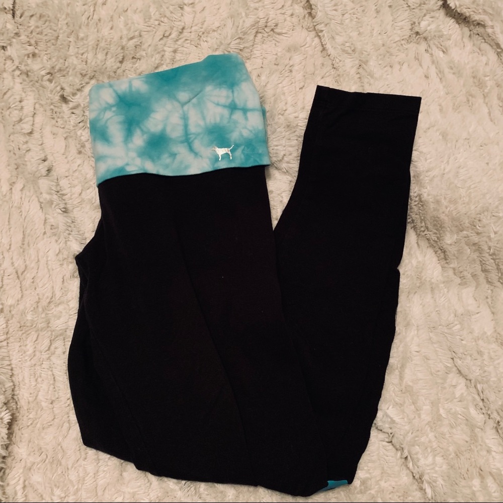 Victoria’s Secret leggings.